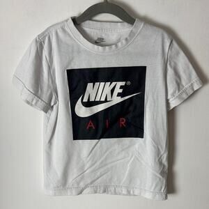 Nike Tee Shirt - Boys Large (6-7yrs)